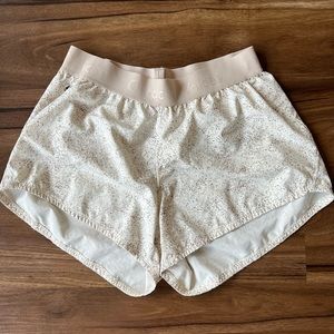 Outdoor voices shorts